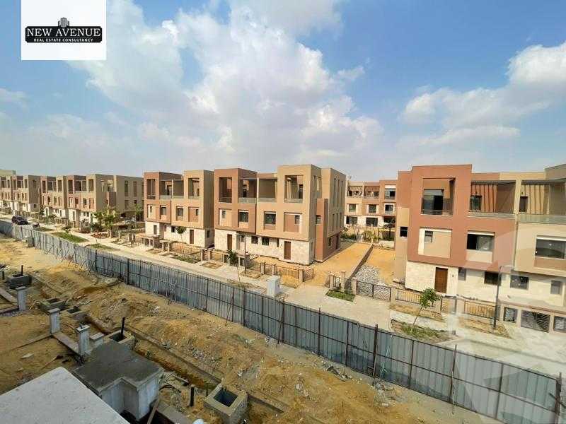 https://aqarmap.com.eg/en/listing/5304122-for-sale-cairo-new-cairo-compounds-district-5-the-plateau-district-5