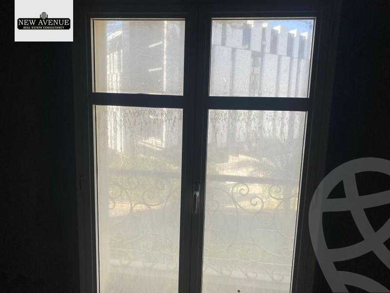https://aqarmap.com.eg/en/listing/6354111-for-sale-cairo-new-cairo-compounds-hyde-park-centre-ville-hyde-park