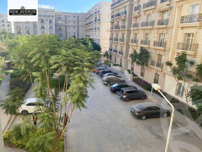 https://aqarmap.com.eg/en/listing/6354111-for-sale-cairo-new-cairo-compounds-hyde-park-centre-ville-hyde-park