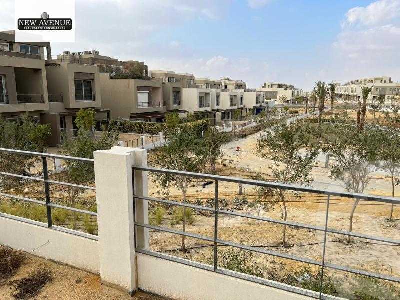 https://aqarmap.com.eg/en/listing/5310198-for-sale-cairo-new-cairo-compounds-blm-hylz-nyw-kyrw