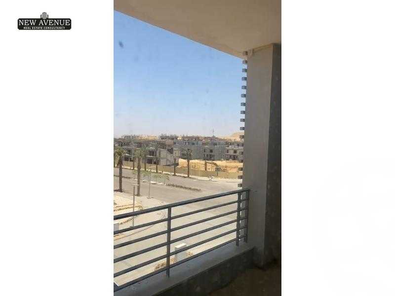 https://aqarmap.com.eg/en/listing/5313298-for-sale-cairo-new-cairo-compounds-blm-hylz-nyw-kyrw