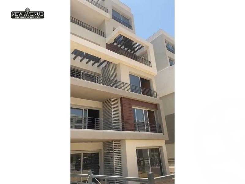 https://aqarmap.com.eg/en/listing/5313298-for-sale-cairo-new-cairo-compounds-blm-hylz-nyw-kyrw