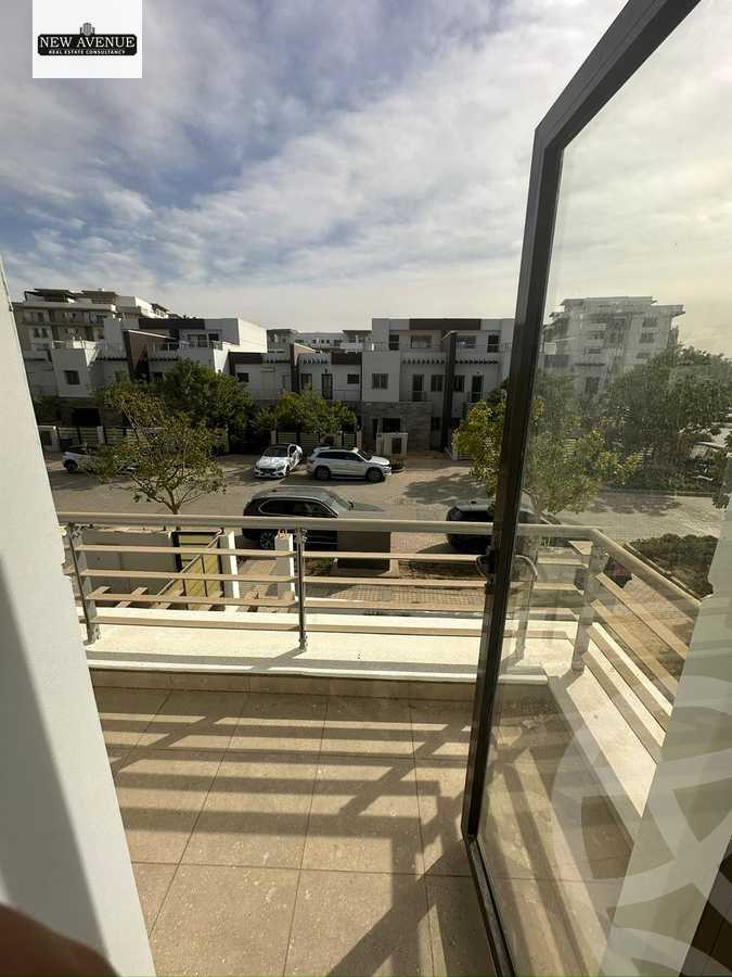https://aqarmap.com.eg/en/listing/5332243-for-sale-cairo-new-cairo-compounds-hyde-park-centre-ville-hyde-park