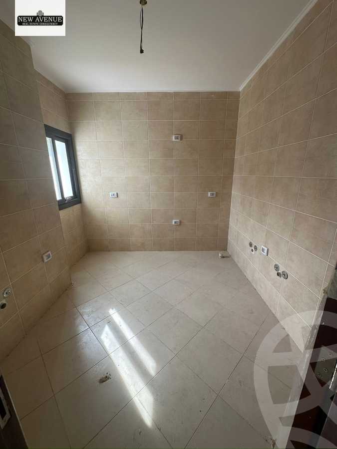 https://aqarmap.com.eg/en/listing/5332243-for-sale-cairo-new-cairo-compounds-hyde-park-centre-ville-hyde-park