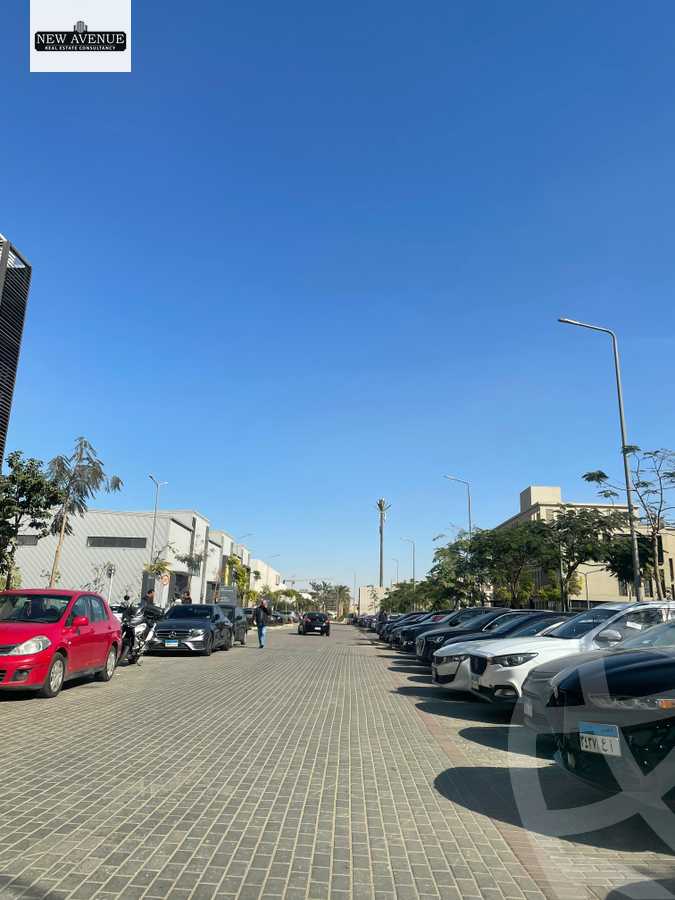 https://aqarmap.com.eg/ar/listing/5342006-for-rent-cairo-new-cairo-compounds-district-5-town-homes-district-5