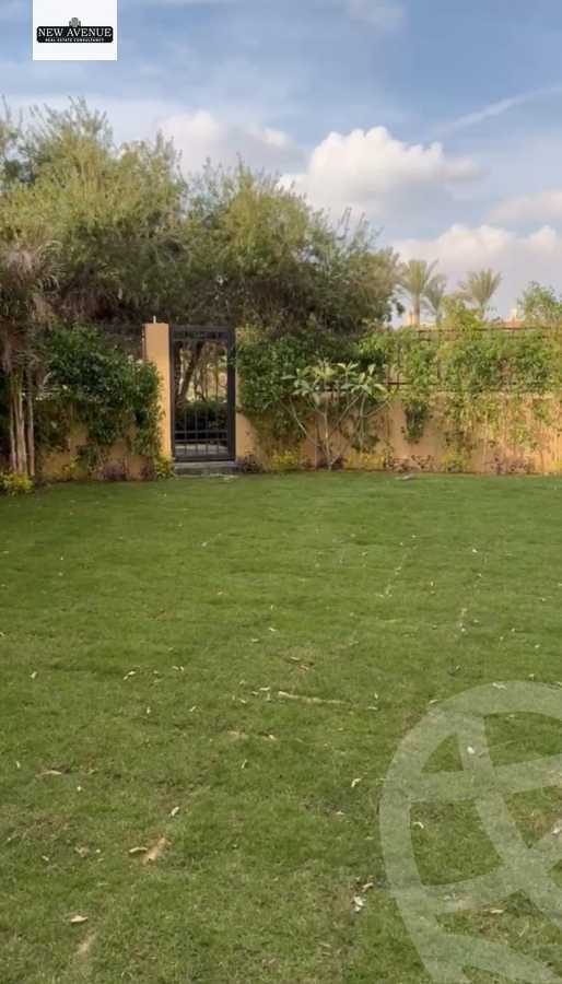 https://aqarmap.com.eg/ar/listing/5360379-for-sale-cairo-new-cairo-compounds-hyde-park-centre-ville-hyde-park