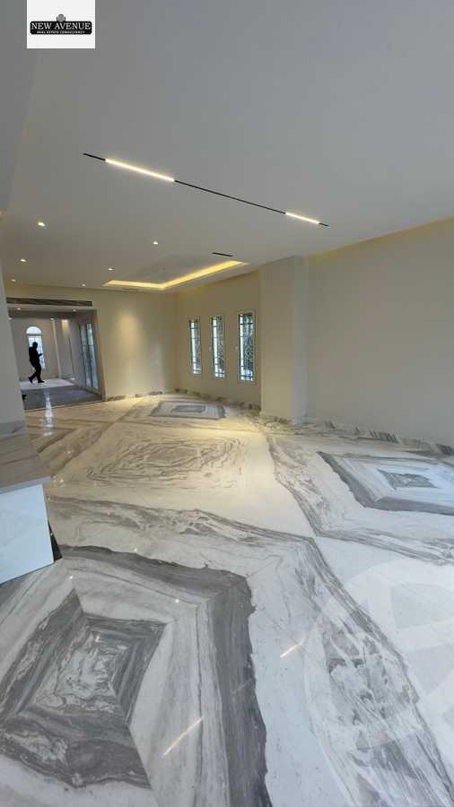 https://aqarmap.com.eg/ar/listing/5360379-for-sale-cairo-new-cairo-compounds-hyde-park-centre-ville-hyde-park