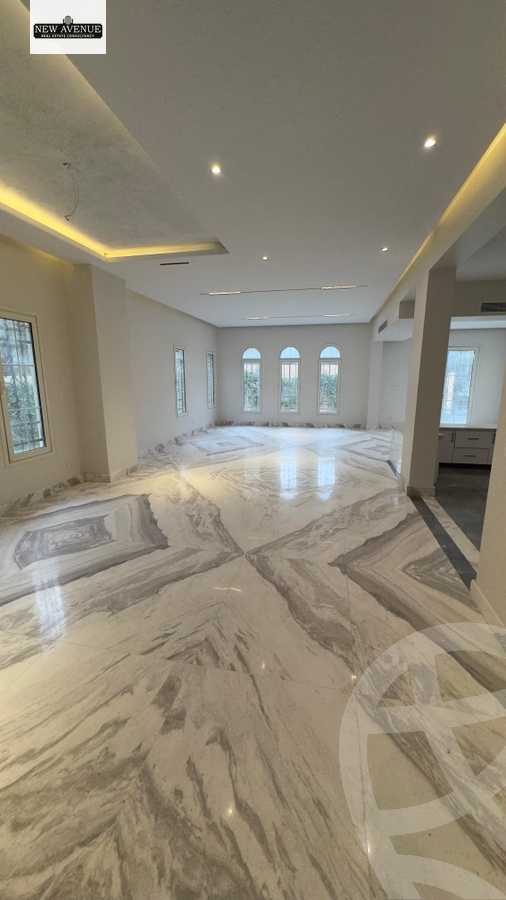 https://aqarmap.com.eg/ar/listing/5360379-for-sale-cairo-new-cairo-compounds-hyde-park-centre-ville-hyde-park
