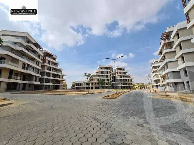 https://aqarmap.com.eg/ar/listing/5379591-for-sale-cairo-new-cairo-compounds-eastown-eastown-parks