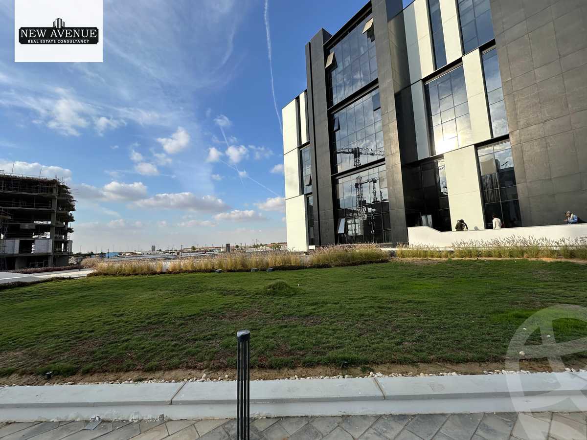 https://aqarmap.com.eg/ar/listing/5386789-for-rent-cairo-new-cairo-compounds-hyde-park-centre-ville-hyde-park