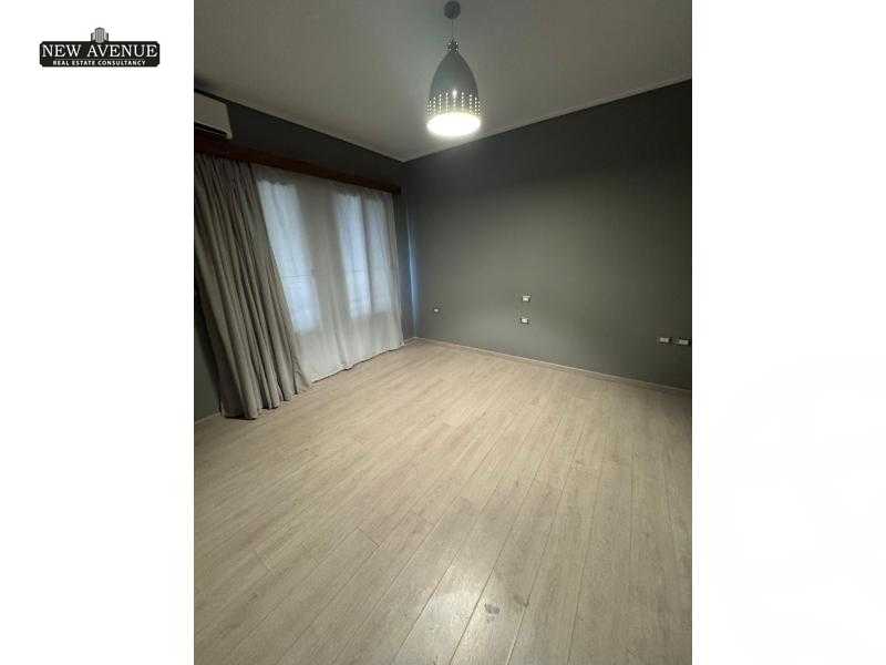 https://aqarmap.com.eg/ar/listing/5520433-for-sale-cairo-new-cairo-compounds-kmbwnd-fyldj-jyt-blm-hylz