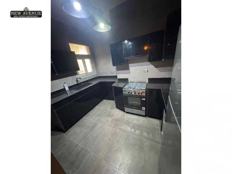 https://aqarmap.com.eg/ar/listing/5520433-for-sale-cairo-new-cairo-compounds-kmbwnd-fyldj-jyt-blm-hylz