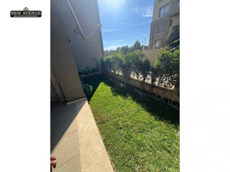 https://aqarmap.com.eg/ar/listing/5520433-for-sale-cairo-new-cairo-compounds-kmbwnd-fyldj-jyt-blm-hylz
