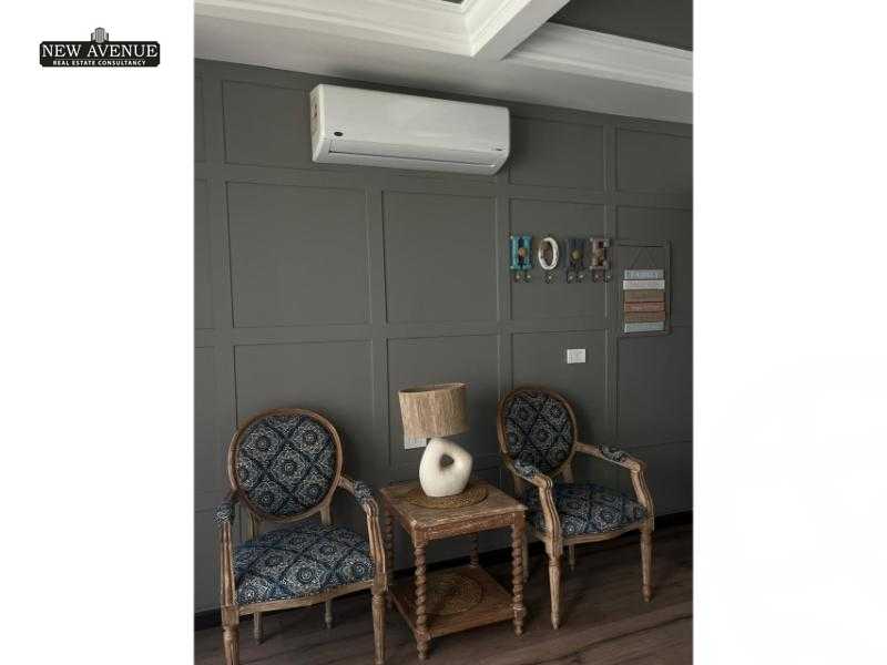 https://aqarmap.com.eg/en/listing/5522348-for-sale-cairo-new-cairo-compounds-hyde-park-centre-ville-hyde-park