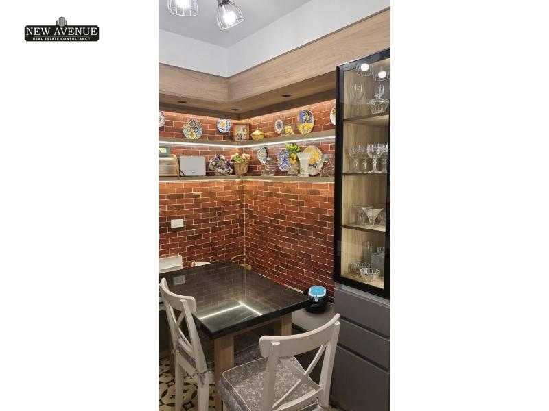 https://aqarmap.com.eg/en/listing/5522348-for-sale-cairo-new-cairo-compounds-hyde-park-centre-ville-hyde-park