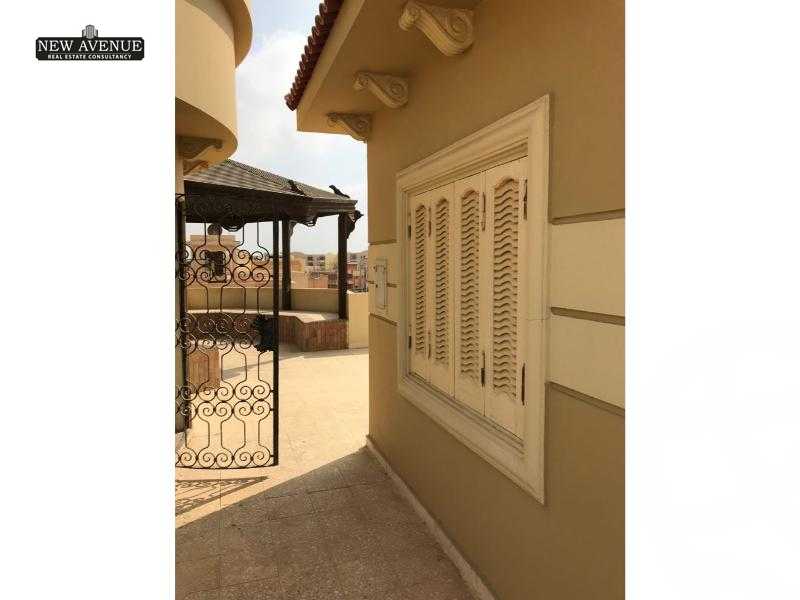 https://aqarmap.com.eg/en/listing/5536731-for-sale-cairo-el-sheikh-zayed-city-compounds-rkn-blz-mwl-lbdr-llttwyr