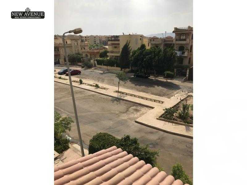 https://aqarmap.com.eg/en/listing/5536731-for-sale-cairo-el-sheikh-zayed-city-compounds-rkn-blz-mwl-lbdr-llttwyr