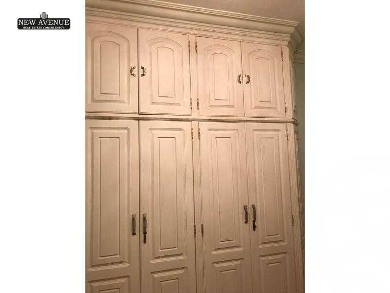 https://aqarmap.com.eg/en/listing/5536731-for-sale-cairo-el-sheikh-zayed-city-compounds-rkn-blz-mwl-lbdr-llttwyr