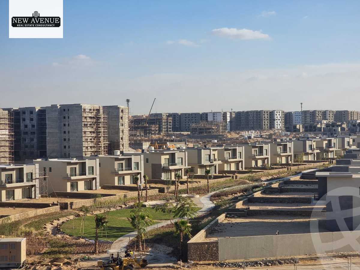 https://aqarmap.com.eg/en/listing/5543923-for-sale-cairo-new-cairo-compounds-swan-lake-iris-swan-lake-residence