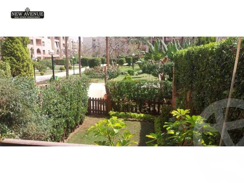 https://aqarmap.com.eg/en/listing/5544677-for-sale-cairo-new-cairo-lrhb-city-phase-5-talaat-mostafa-st