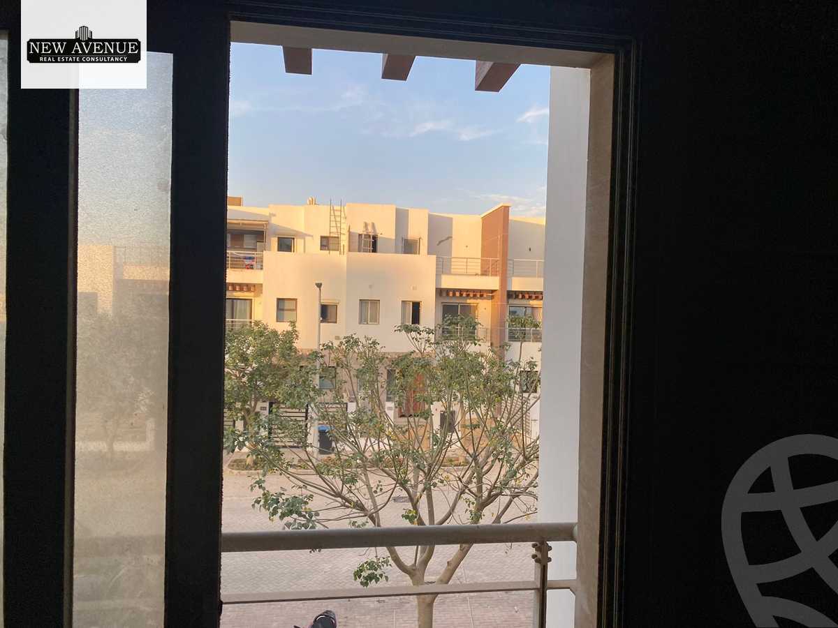 https://aqarmap.com.eg/en/listing/5552060-for-sale-cairo-new-cairo-compounds-hyde-park-centre-ville-hyde-park