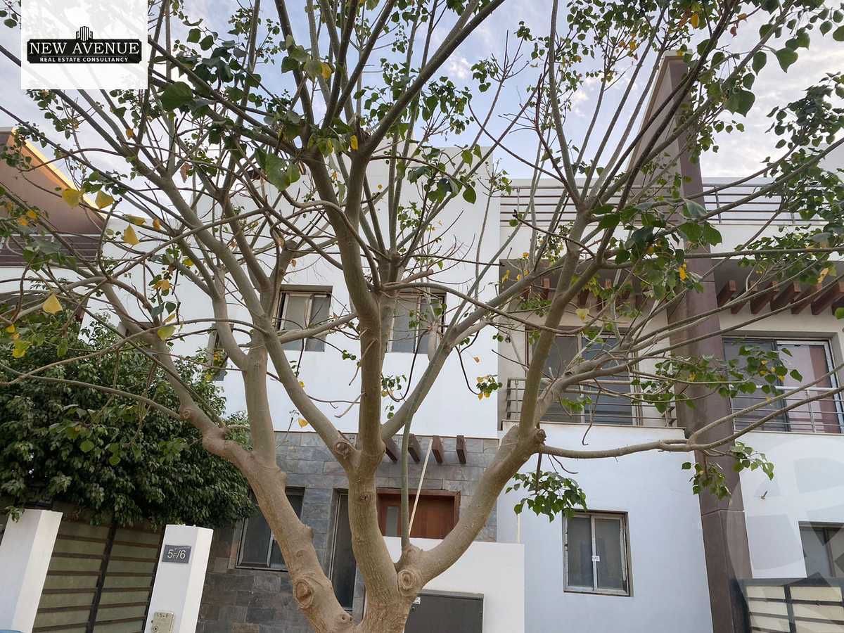 https://aqarmap.com.eg/en/listing/5552060-for-sale-cairo-new-cairo-compounds-hyde-park-centre-ville-hyde-park