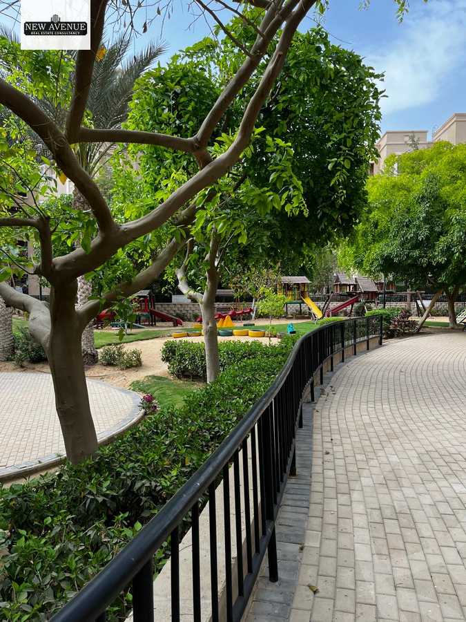 https://aqarmap.com.eg/en/listing/5552217-for-sale-cairo-new-cairo-compounds-kattameya-plaza