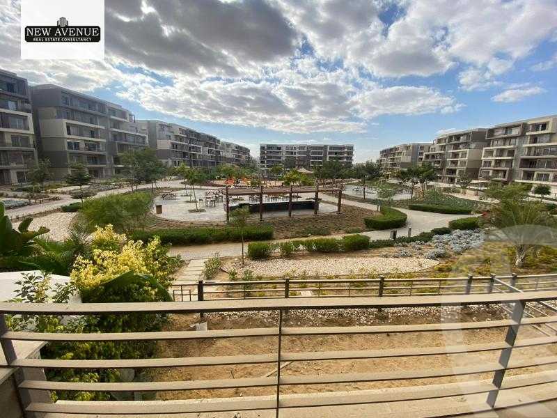https://aqarmap.com.eg/en/listing/5567295-for-sale-cairo-new-cairo-compounds-cleo-water-residence-palm-hills