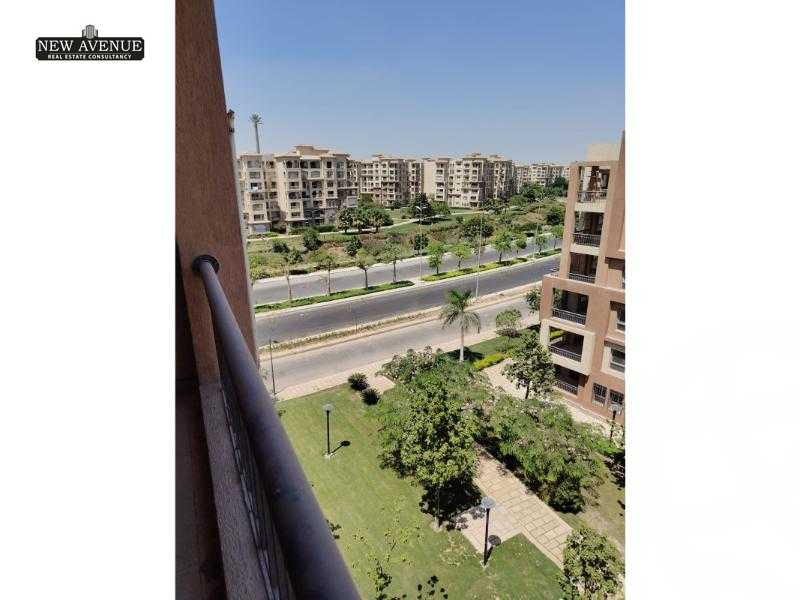 https://aqarmap.com.eg/ar/listing/5587919-for-sale-cairo-new-cairo-madinaty-eighth-zone-buildings-madinaty-b-8