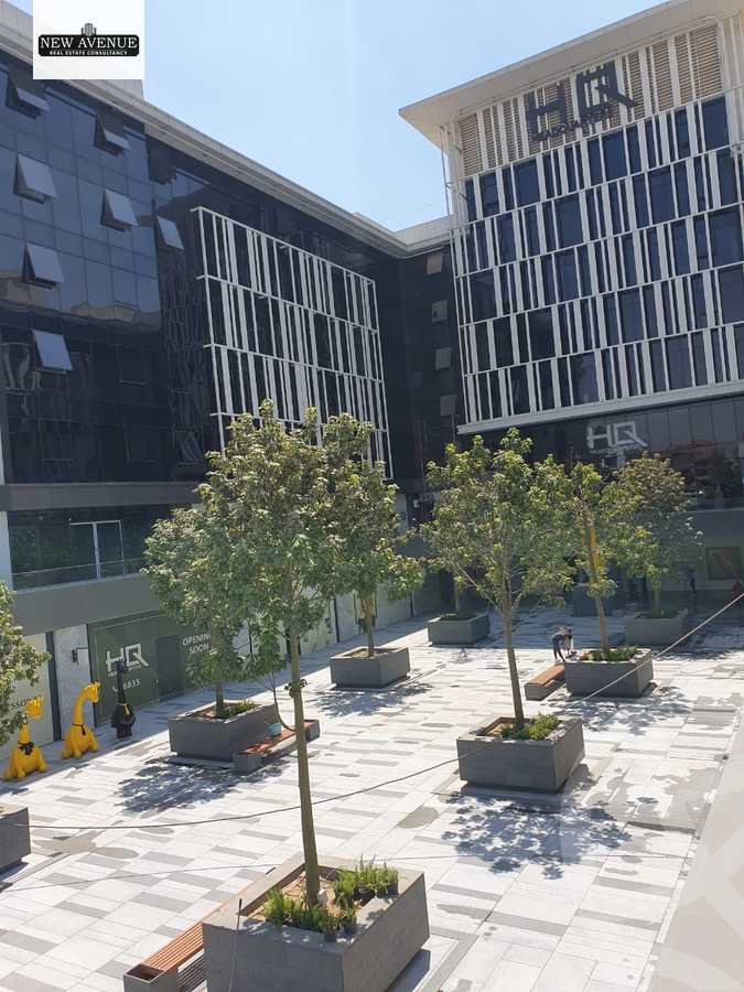 https://aqarmap.com.eg/en/listing/5598431-for-sale-cairo-new-cairo-compounds-hq
