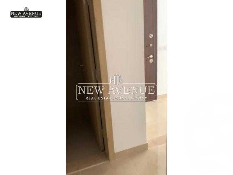 https://aqarmap.com.eg/ar/listing/5598840-for-sale-cairo-6th-of-october-hadaeq-october-kmbwnd-fy-hdyq-ktwbr-o-west-tulwa-o-west
