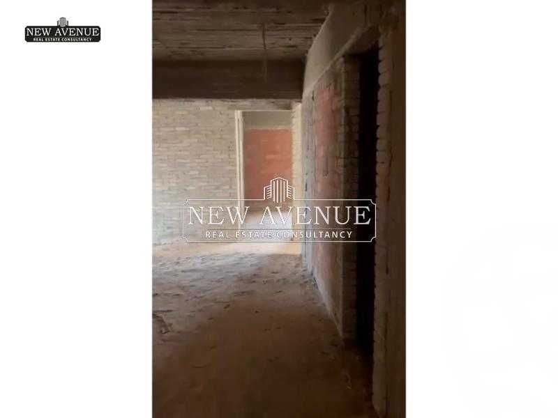 https://aqarmap.com.eg/en/listing/5598859-for-sale-cairo-new-cairo-compounds-blm-hylz-nyw-kyrw