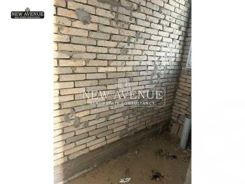 https://aqarmap.com.eg/en/listing/5598912-for-sale-cairo-new-cairo-compounds-blm-hylz-nyw-kyrw