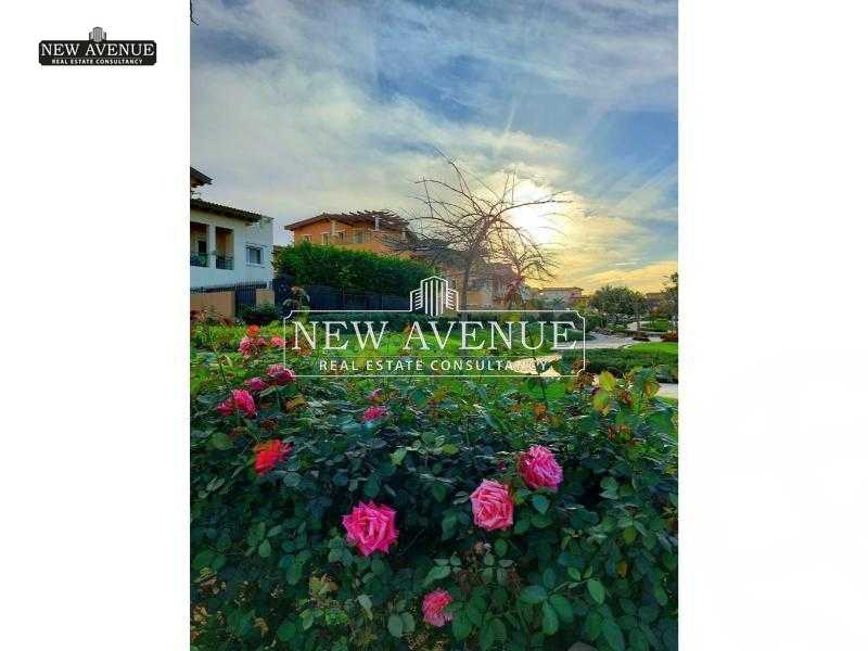 https://aqarmap.com.eg/en/listing/5598974-for-sale-cairo-new-cairo-compounds-hyde-park-centre-ville-hyde-park