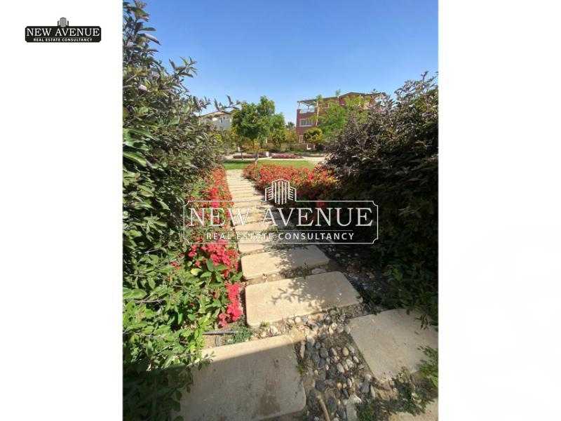 https://aqarmap.com.eg/en/listing/5598976-for-sale-cairo-new-cairo-compounds-hyde-park-centre-ville-hyde-park