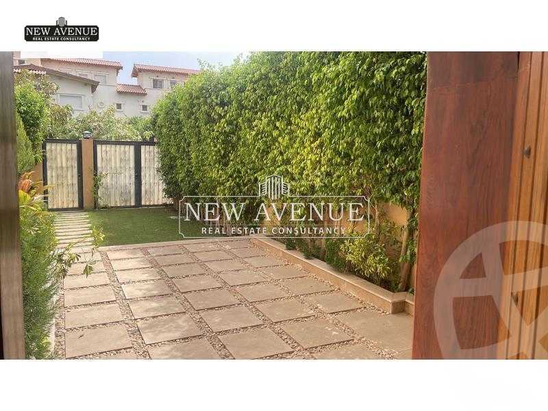 https://aqarmap.com.eg/en/listing/5598976-for-sale-cairo-new-cairo-compounds-hyde-park-centre-ville-hyde-park