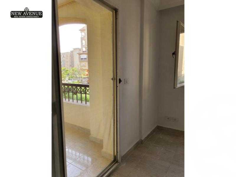 https://aqarmap.com.eg/ar/listing/5602010-for-sale-cairo-new-cairo-madinaty-cairo-mdynty-other-neighborhoods-in-madenty-madinaty-entrance-1