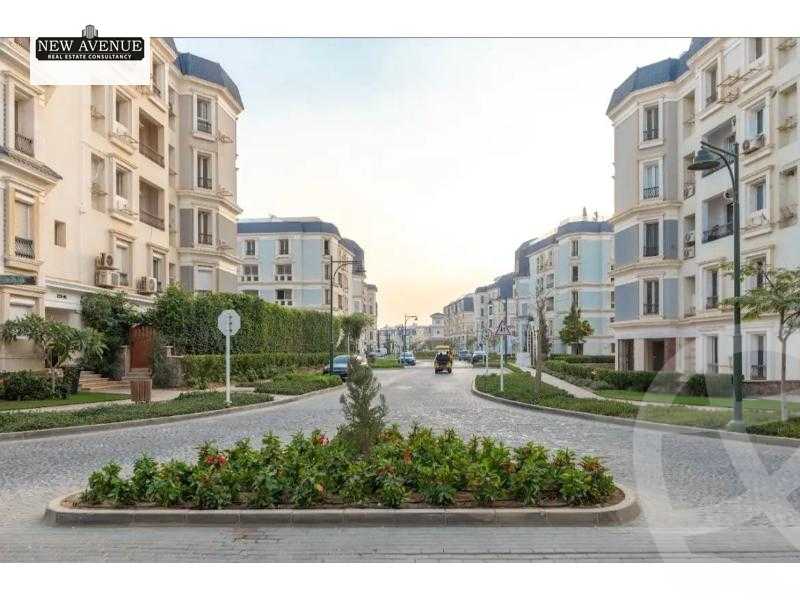 https://aqarmap.com.eg/en/listing/5602777-for-sale-cairo-new-cairo-compounds-mountain-view-hyde-park
