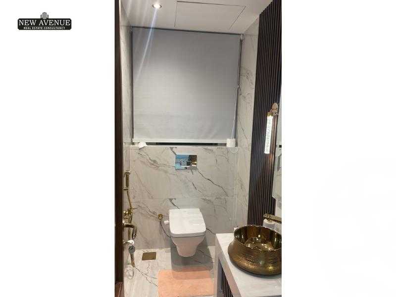 https://aqarmap.com.eg/ar/listing/5605615-for-sale-cairo-new-cairo-compounds-hyde-park-centre-ville-hyde-park