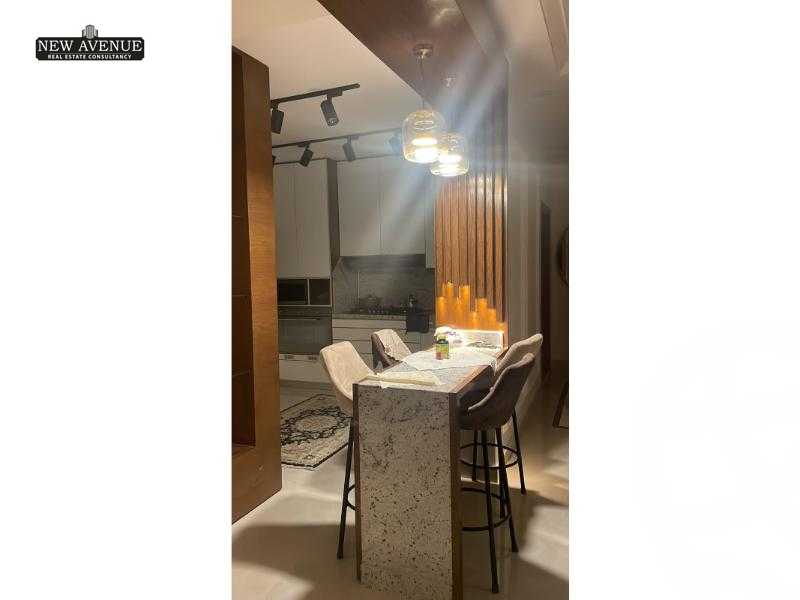 https://aqarmap.com.eg/ar/listing/5605615-for-sale-cairo-new-cairo-compounds-hyde-park-centre-ville-hyde-park