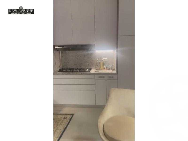 https://aqarmap.com.eg/ar/listing/5605615-for-sale-cairo-new-cairo-compounds-hyde-park-centre-ville-hyde-park