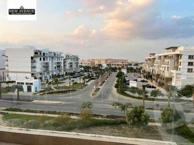 https://aqarmap.com.eg/ar/listing/5605615-for-sale-cairo-new-cairo-compounds-hyde-park-centre-ville-hyde-park