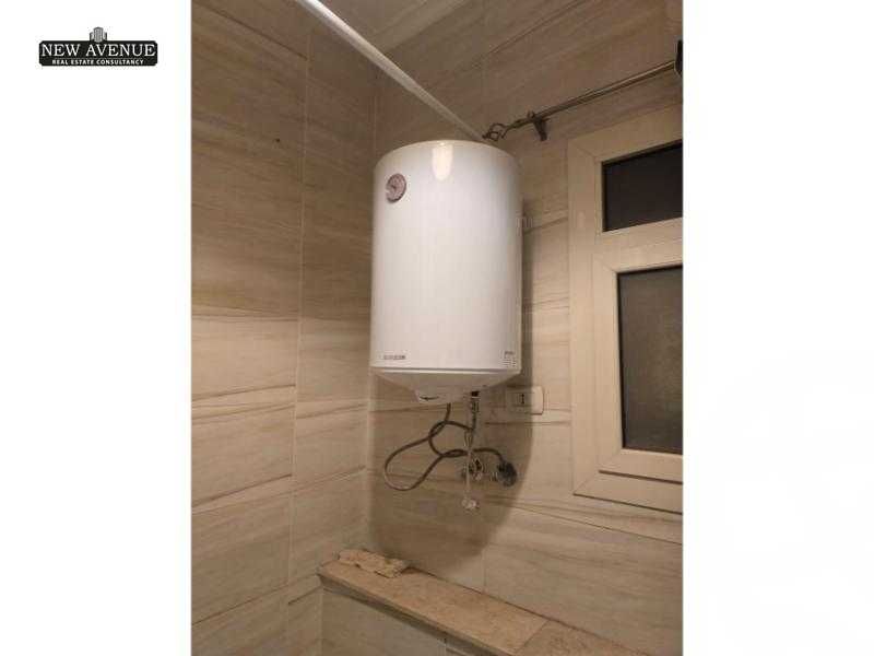 https://aqarmap.com.eg/en/listing/5613431-for-sale-cairo-new-cairo-compounds-kmbwnd-dh-fyldj-blm-hylz