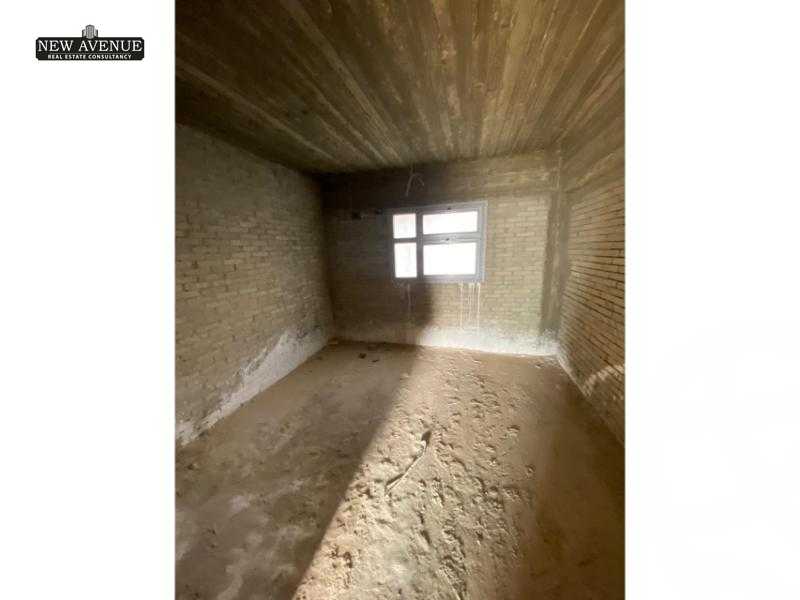 https://aqarmap.com.eg/en/listing/5613660-for-sale-cairo-new-cairo-compounds-blm-hylz-nyw-kyrw