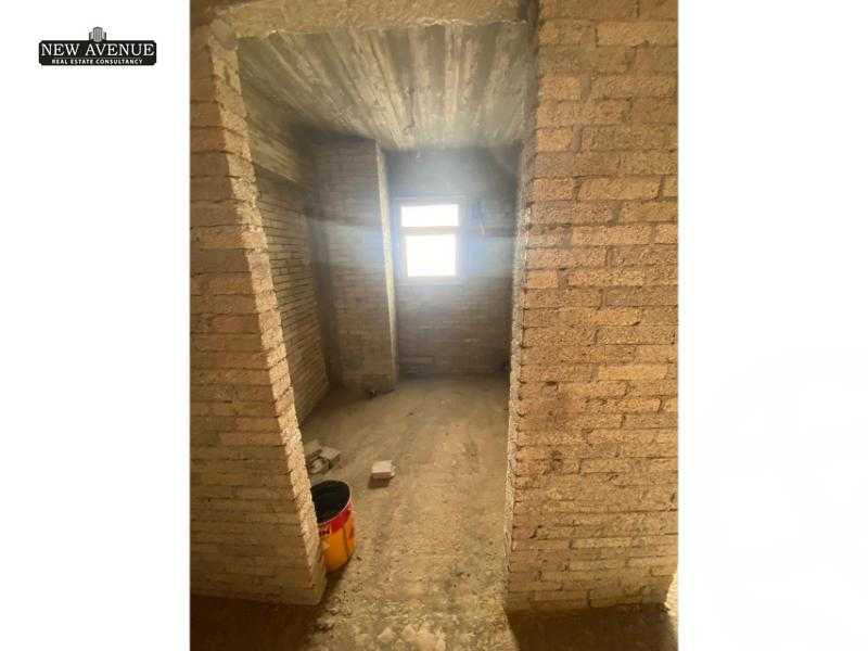 https://aqarmap.com.eg/en/listing/5613660-for-sale-cairo-new-cairo-compounds-blm-hylz-nyw-kyrw