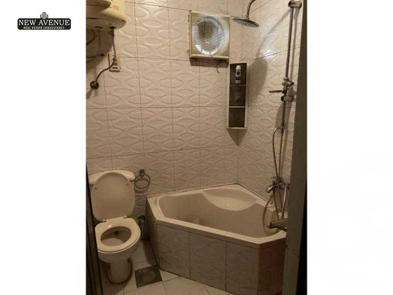 https://aqarmap.com.eg/ar/listing/5622966-for-sale-cairo-heliopolis-ard-el-golf-nabil-el-wakkad