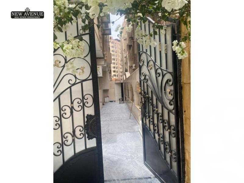 https://aqarmap.com.eg/ar/listing/5622966-for-sale-cairo-heliopolis-ard-el-golf-nabil-el-wakkad