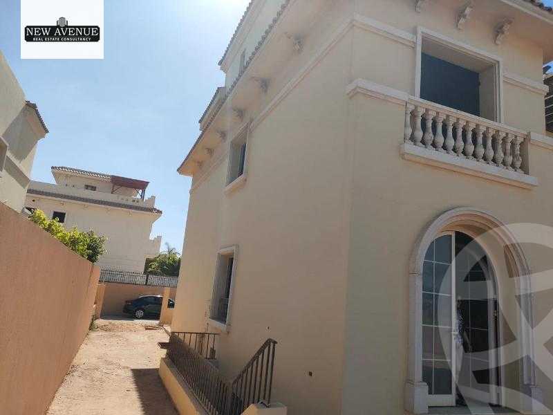 https://aqarmap.com.eg/ar/listing/5626218-for-sale-cairo-new-cairo-compounds-hyde-park