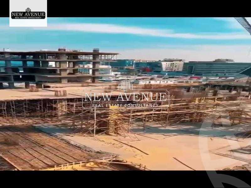 https://aqarmap.com.eg/en/listing/5626567-for-sale-cairo-new-cairo-compounds-tryfywm-byzns-kwmblks-nm-llttwyr