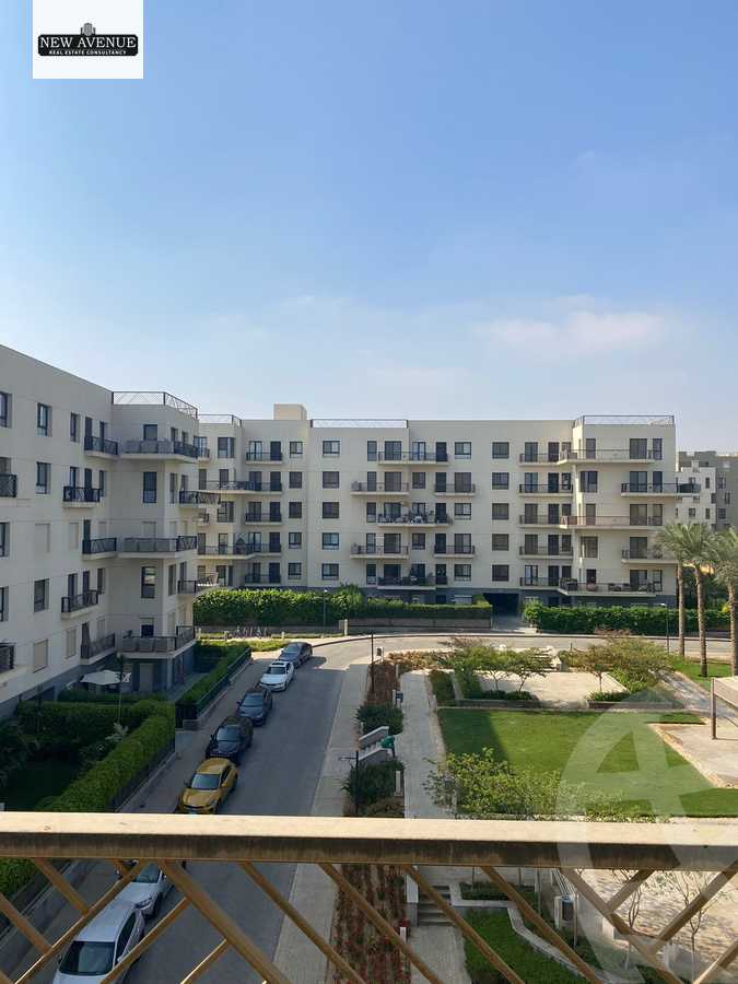 https://aqarmap.com.eg/ar/listing/5629762-for-sale-cairo-new-cairo-compounds-eastown-eastown-parks